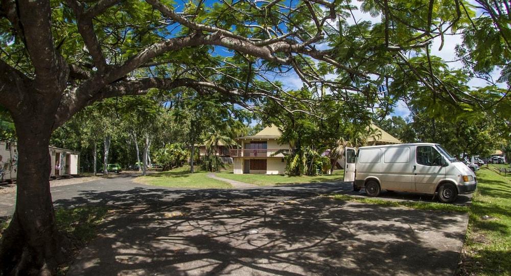 Nomads Airlie Beach (Adults Only) Ngoại thất bức ảnh